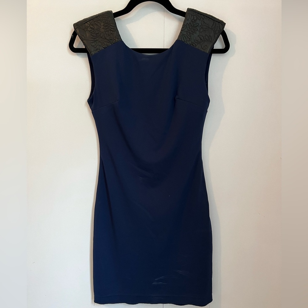 NWT Guess navy body on dress